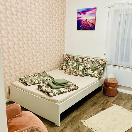 Edes Alom Vendeghaz Διαμέρισμα *